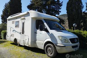 Rimor 67 su Mercedes Sprinter V8 184cv - 128.000km