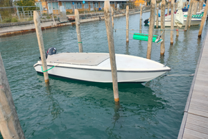 Cofano MT con motore Suzuki 9.9/20