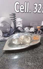 FARO ANTERIORE SINISTRO PER AUDI A4 Avant 