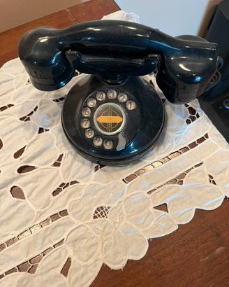 Telefono vintage in bachelite nera