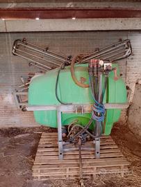 Erogatore per diserbo