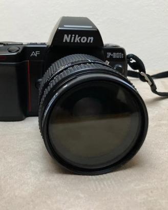 Nikon F801S + obiettivo e flash