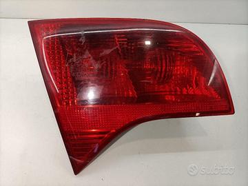 STOP POSTERIORE SINISTRO INTEGRATO NEL PORTELLO AU