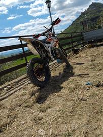 Pit bike 125