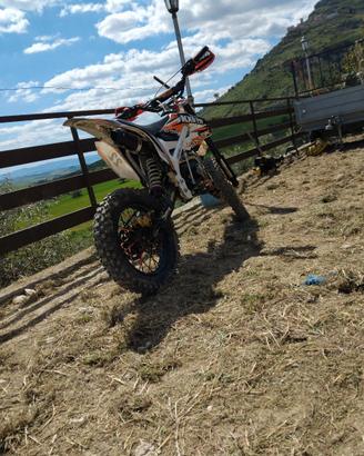 Pit bike 125