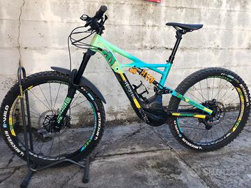 e-bike Specialaized Kenevo taglia M con 2 batterie