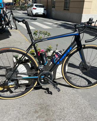 bici da corsa TREK
