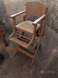 seggiolino vintage in legno