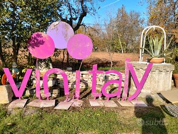 scritta ferro VINITALY vino 