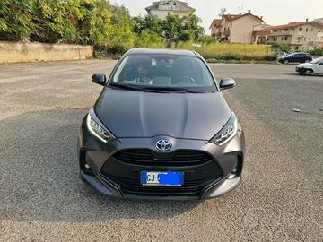 toyota yaris 1.5 hybrid 2022