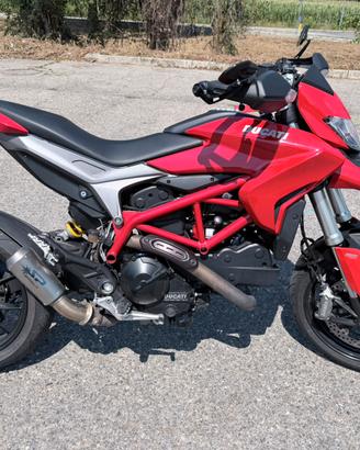 Ducati Hypermotard 821