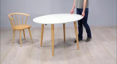Tavolo ovale allungabile in MDF laccato bianco