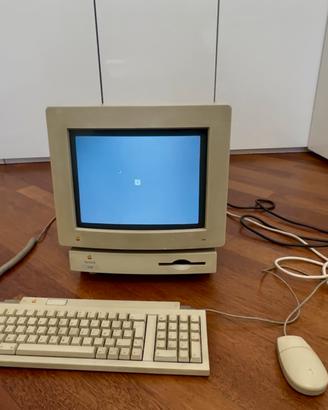 Apple Macintosh LC III + Monitor mouse e tastiera