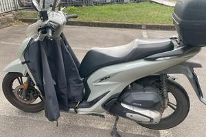 Honda SH 150 scooter