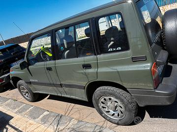 Suzuki vitara sidekick motore nuovo