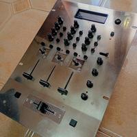 DJ mixer Numark DM2002X