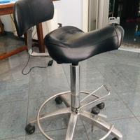 Seggiola a sella