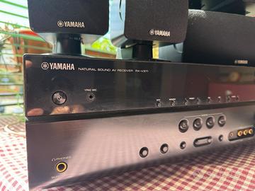 Home Theatre Yamaha RX‑V371 5.1 con subwoofer