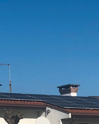 16 pannelli fotovoltaici 4000W + inverter Aurora