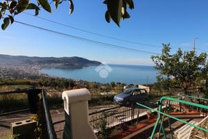 VILLA A SCHIERA D'ANGOLO A AGROPOLI