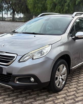 Peugeot 2008 1.6 e-HDi Allure - 2014