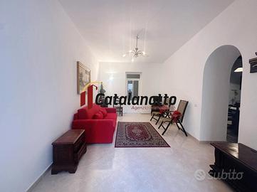 Grazioso Immobile con Terrazzo a Castelvetrano