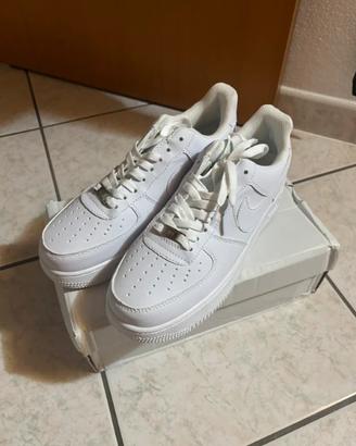 Nike Air Force 1 07 Low-Top, Bianco/42