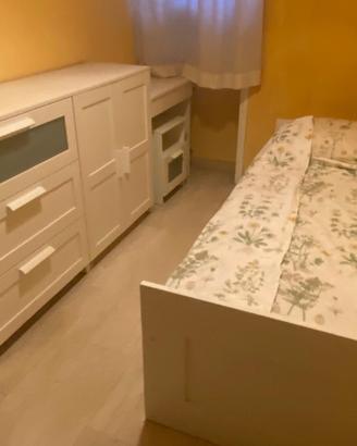 Prezzo unico mobili stanza - libreria, letto ecc