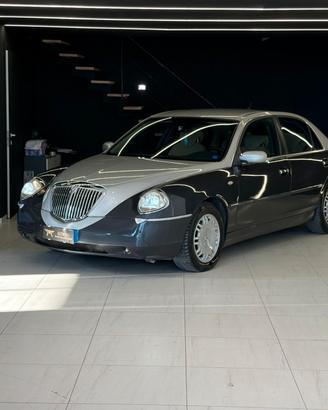 Lancia Thesis 2.4 JTD Emblema