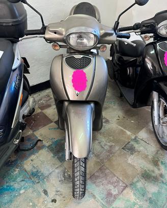 Aprilia Scarabeo 50 4T