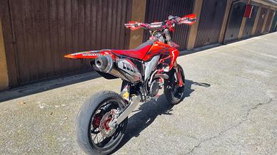 HONDA CR-F 450cc.