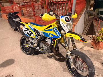 Suzuki drz motard
