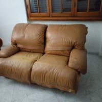 Coppia di divani in vera pelle
