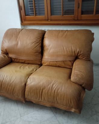 Coppia di divani in vera pelle