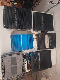 amplificatore e subwofer 