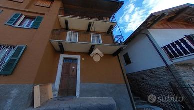 3 LOCALI A RASURA