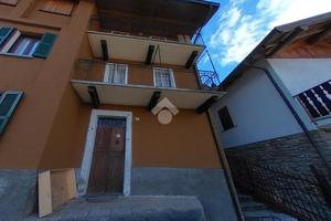 3 LOCALI A RASURA