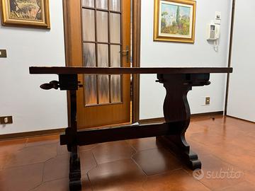 TAVOLO IN LEGNO STILE RUSTICO CON 4 SEDIE ABBINATE