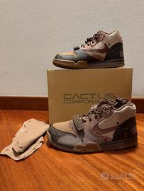 Nike air trainer sp x travis scott