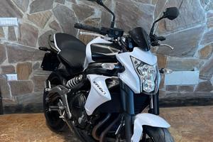 Kawasaki ER 6N BASE