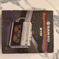SANYO M1120 – Registratore a cassette portatile