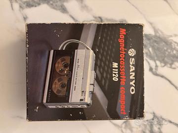 SANYO M1120 – Registratore a cassette portatile