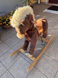Cavallo a Dondolo