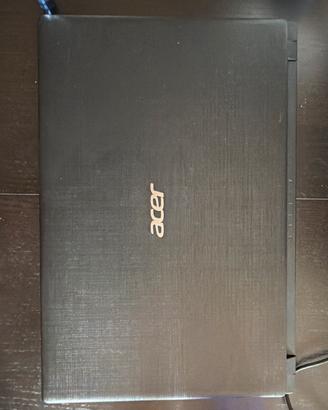 Acer aspire 3 - ssd256gb - 4gb di ram -radeon r5