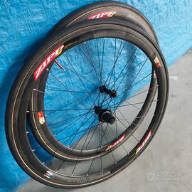 Ruote in carbonio Zipp tubolari Shimano 11-10v