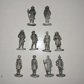 soldatini in metallo eserciti differenti