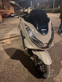 Honda pcx 125