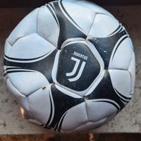Set di due palloni Calcio Juventus Mondo 