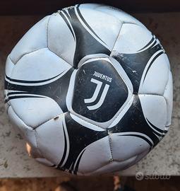 Set di due palloni Calcio Juventus Mondo 
