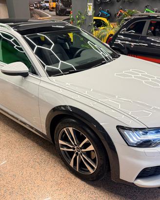 Audi A6 allroad 45 TDI 3.0 quattro S tronic Busine